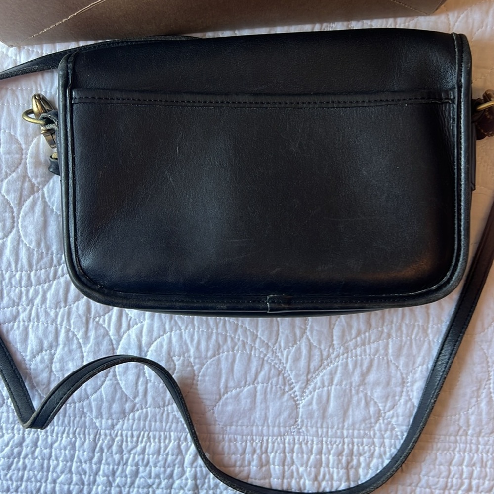 Vintage Coach Convertible Clutch /
Crossbody Bag - Black Leather
Made In USA - Picture 5 of 8